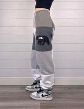 Load image into Gallery viewer, (M/L) Rocky Mountain 1/1 Joggers