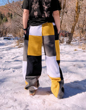 Load image into Gallery viewer, (M/L) Honey 1/1 Sweatpants + Pockets