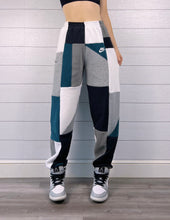 Load image into Gallery viewer, (S/M) Cargo Cloud 1/1 Cargo Joggers