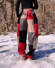 Load image into Gallery viewer, (S/M) Lava 1/1 Sweatpants + Zipper Pockets