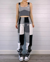 Load image into Gallery viewer, (S/M) Diamond 1/1 Joggers