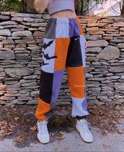 Load image into Gallery viewer, (XS-M) Wicked Pumpkin Reworked Joggers