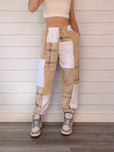Load image into Gallery viewer, (S/M) Neutral Flannel 1/1 Joggers