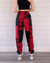 Load image into Gallery viewer, (S/M) Holly Jolly 1/1 Joggers +pockets