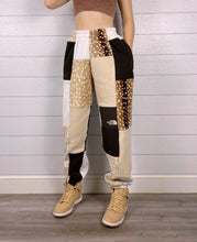 Load image into Gallery viewer, (S/M) Forest Fawn 1/1 Joggers +zipper pockets