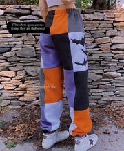 Load image into Gallery viewer, (XS-M) Wicked Pumpkin Reworked Joggers