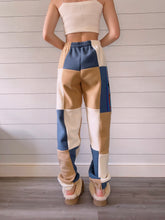 Load image into Gallery viewer, (S/M) Rustic Blue 1/1 Joggers