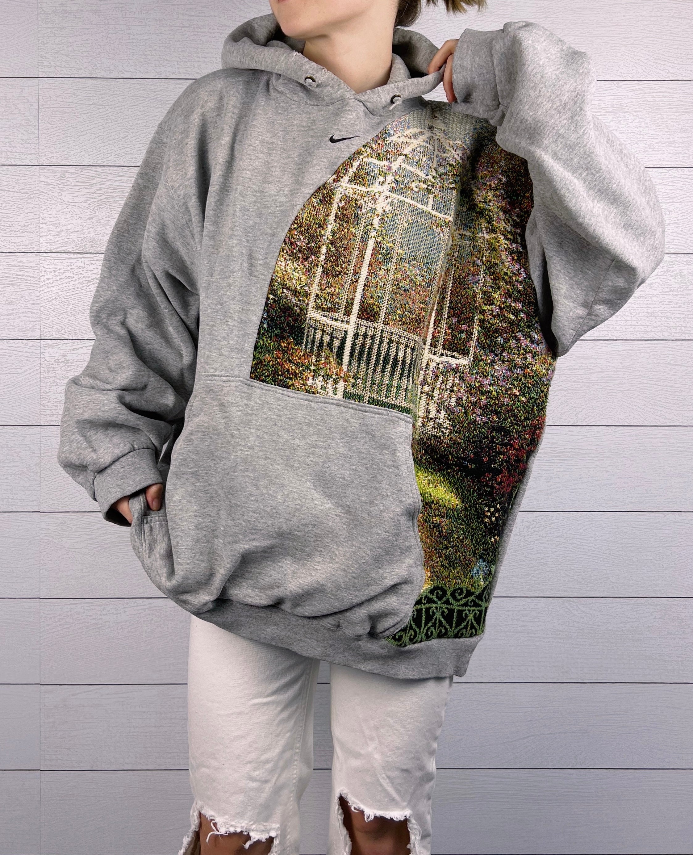 (XL) Vintage Floral Gazebo 1/1 Hoodie
