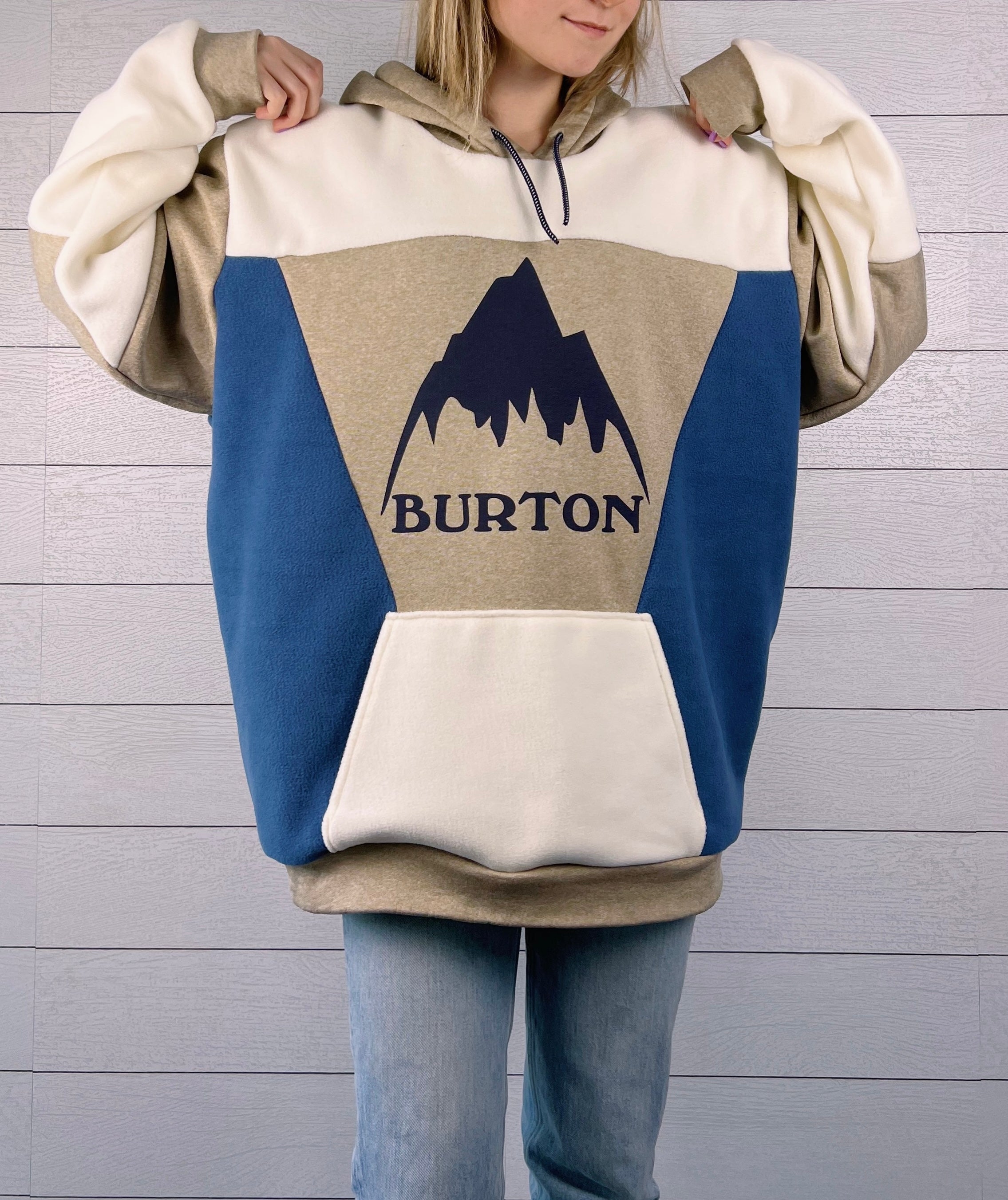 (XL) Blue Square 1/1 Hoodie