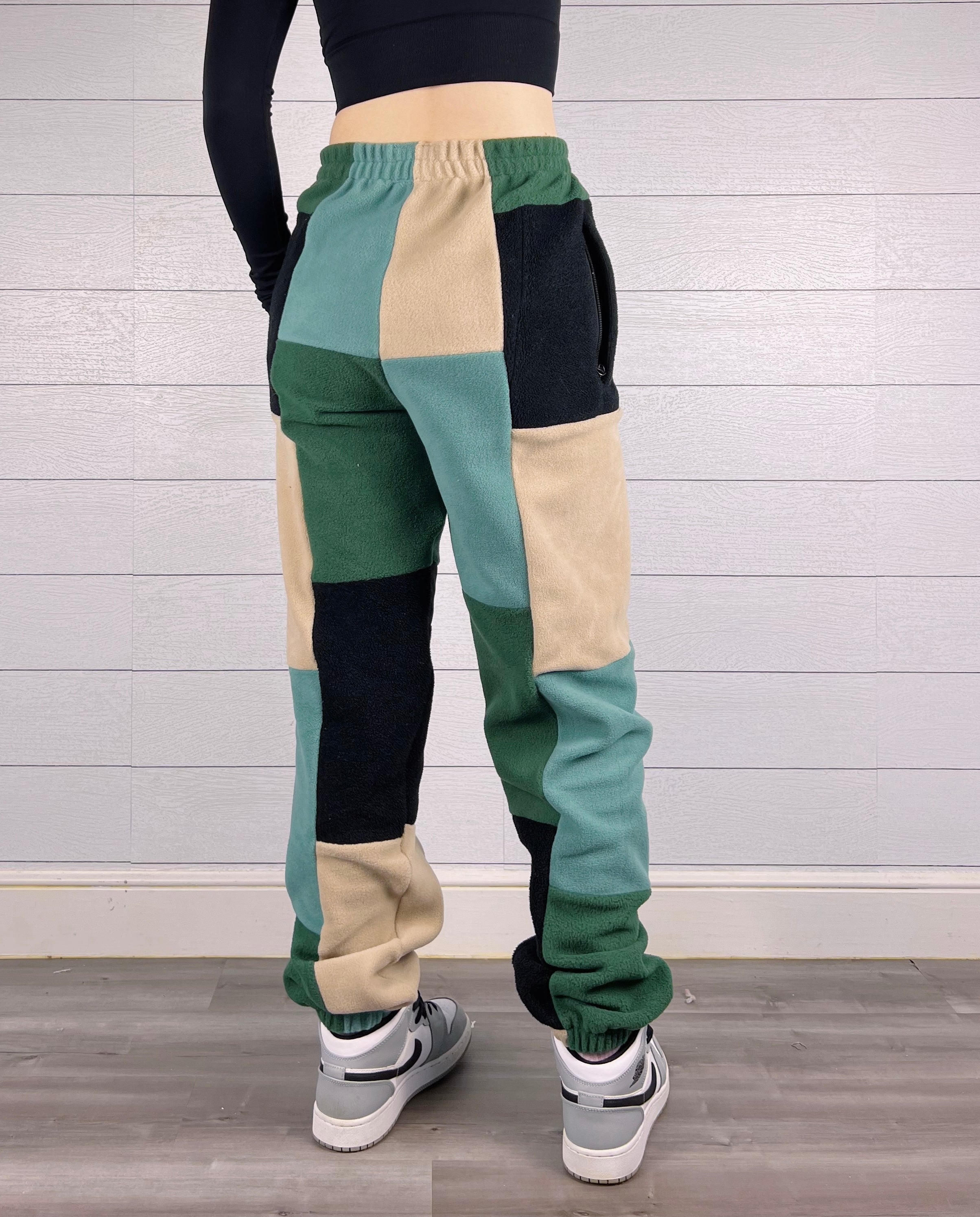 (S/M) Woodland 1/1 Joggers +zipper pockets