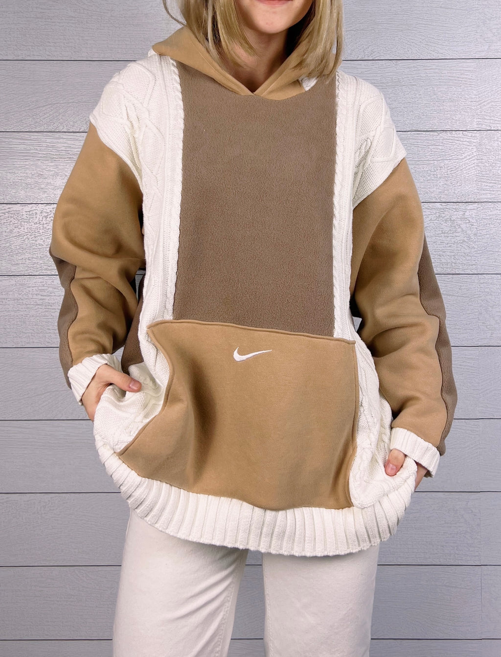 (XL) Caramel Cable 1/1 Hoodie