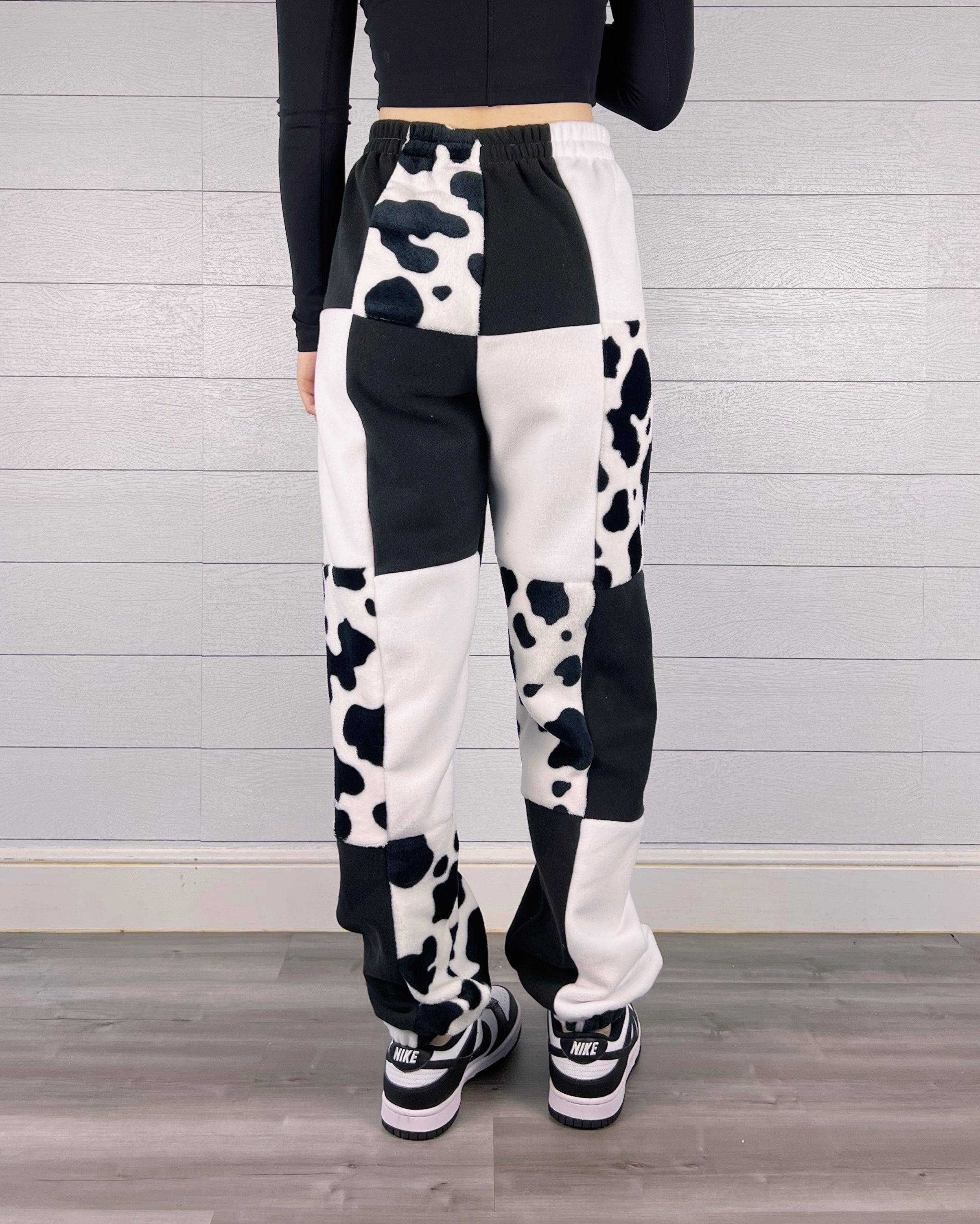 (S/M) Diamond Cow 1/1 Joggers