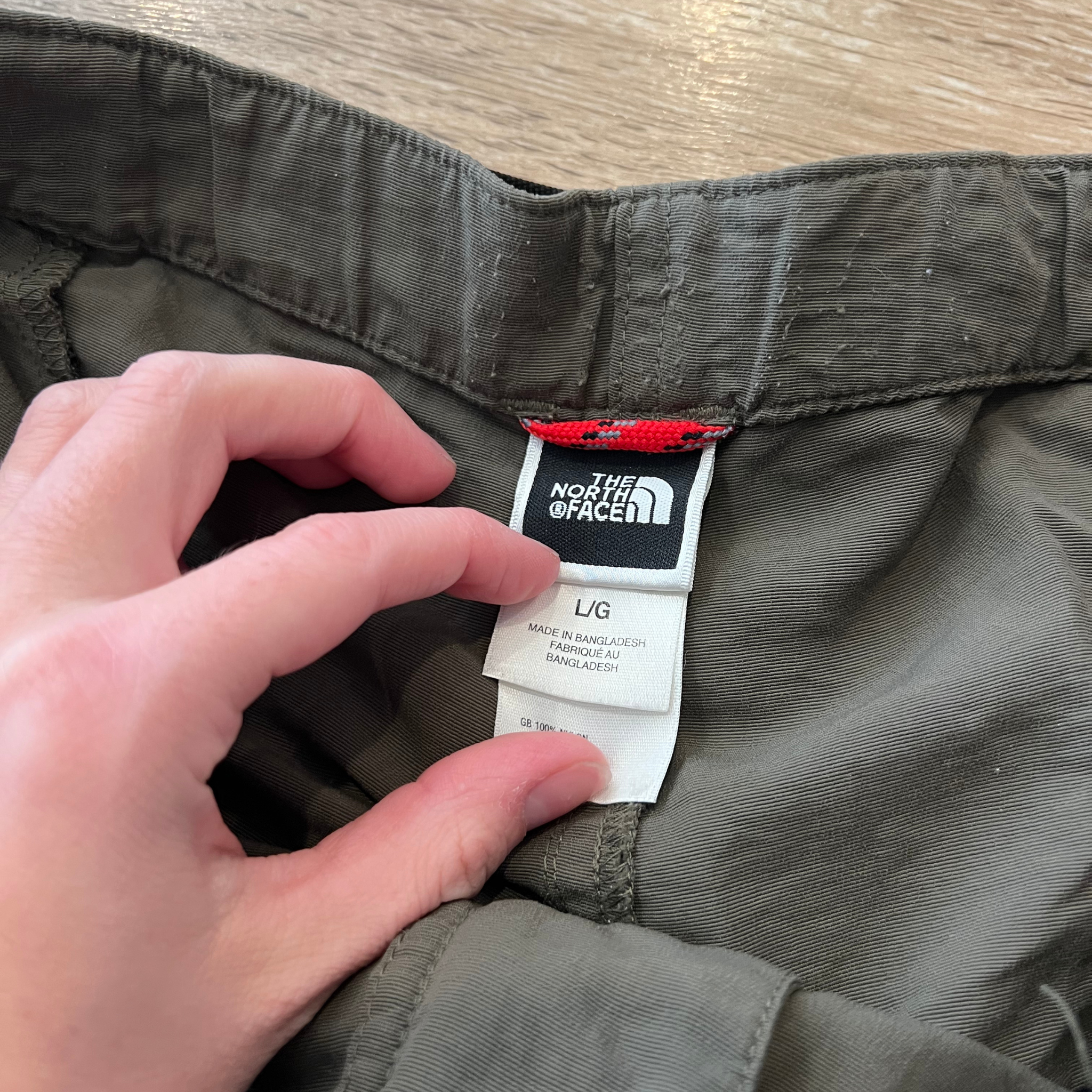 (L) Vintage TNF Cargo Shorts