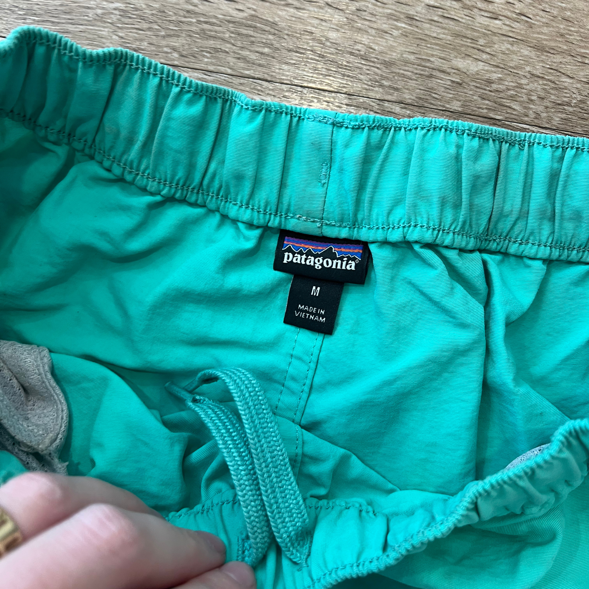 (M) Patagonia Barely Baggies