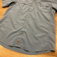 Load image into Gallery viewer, Patagonia Sol Patrol II Fishing Sun Shirt (M)
