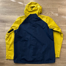 Load image into Gallery viewer, Patagonia 3L Torrentshell Jacket (L)
