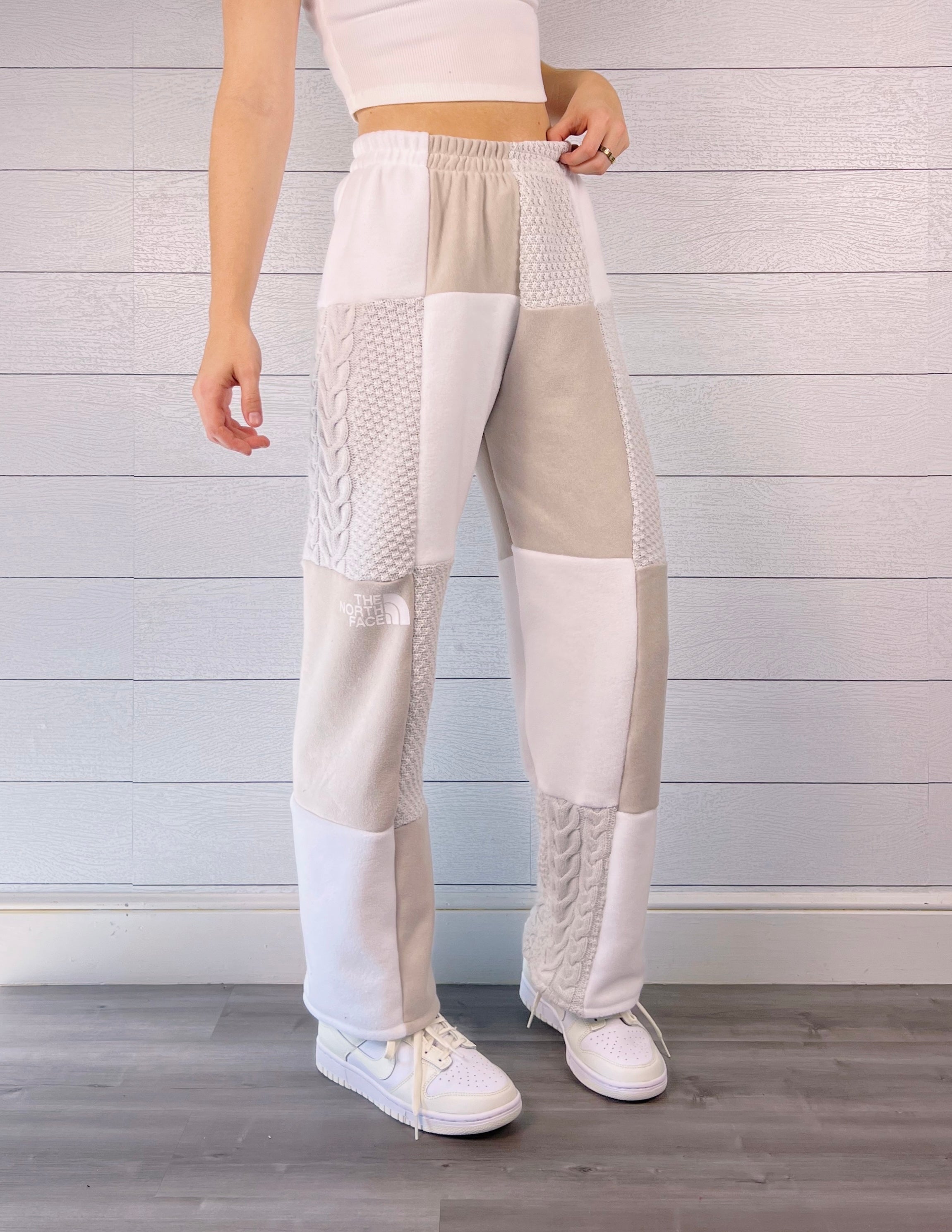 (S/M) Neutral Sweater 1/1 Sweats