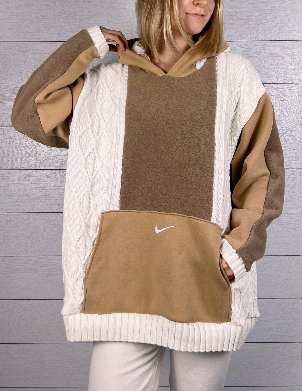 (XL) Caramel Cable 1/1 Hoodie