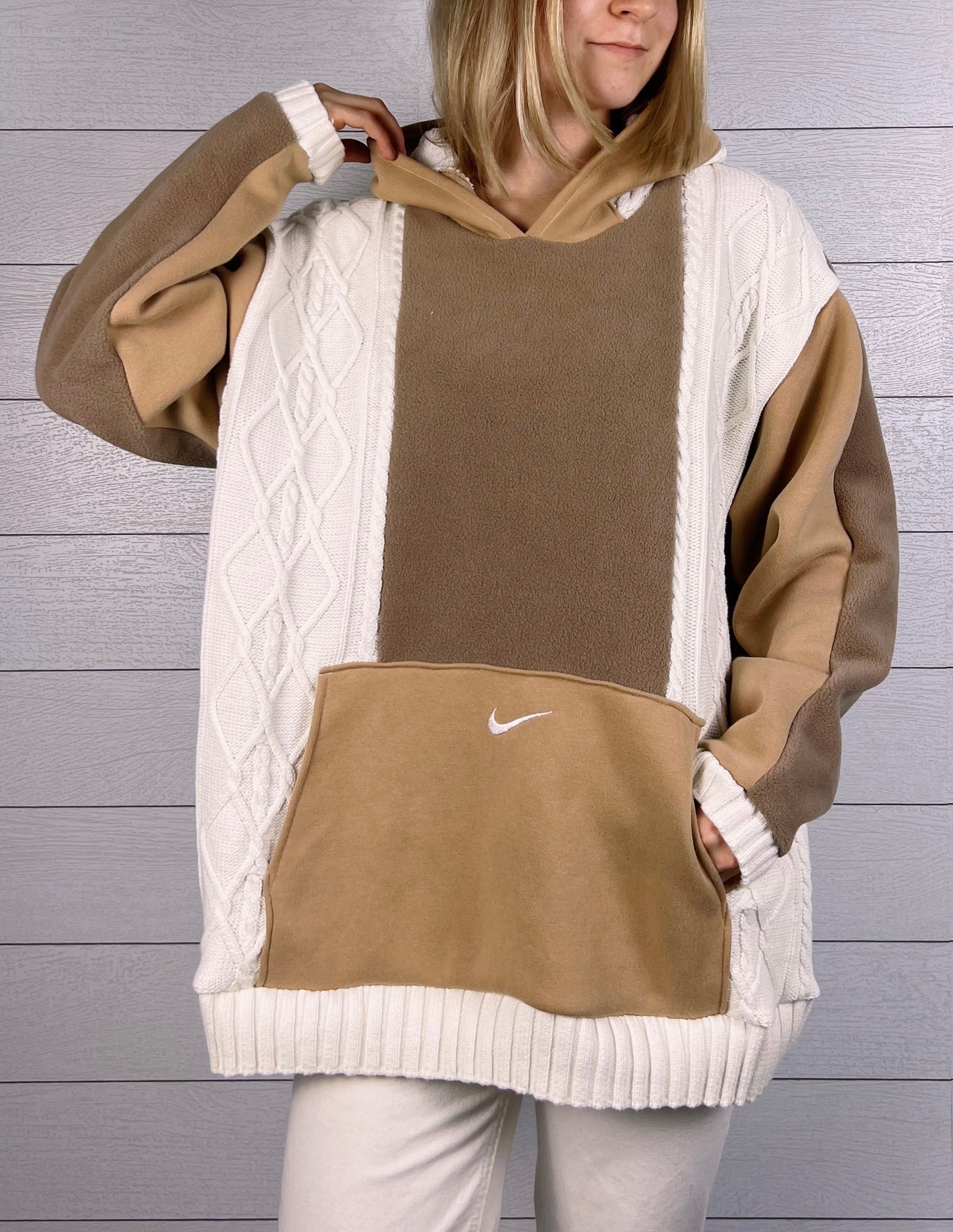 (XL) Caramel Cable 1/1 Hoodie