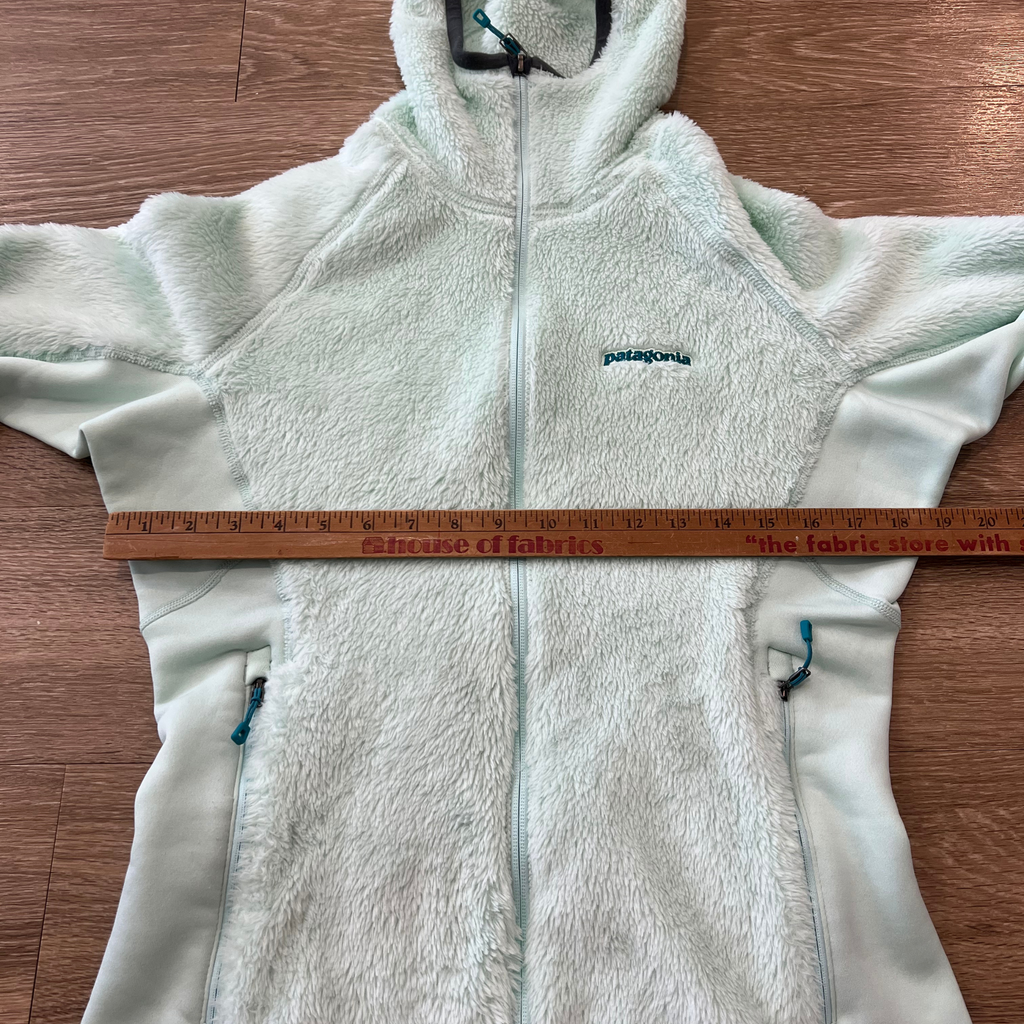 (M) Patagonia R3 High-Loft Hooded Full Zip
