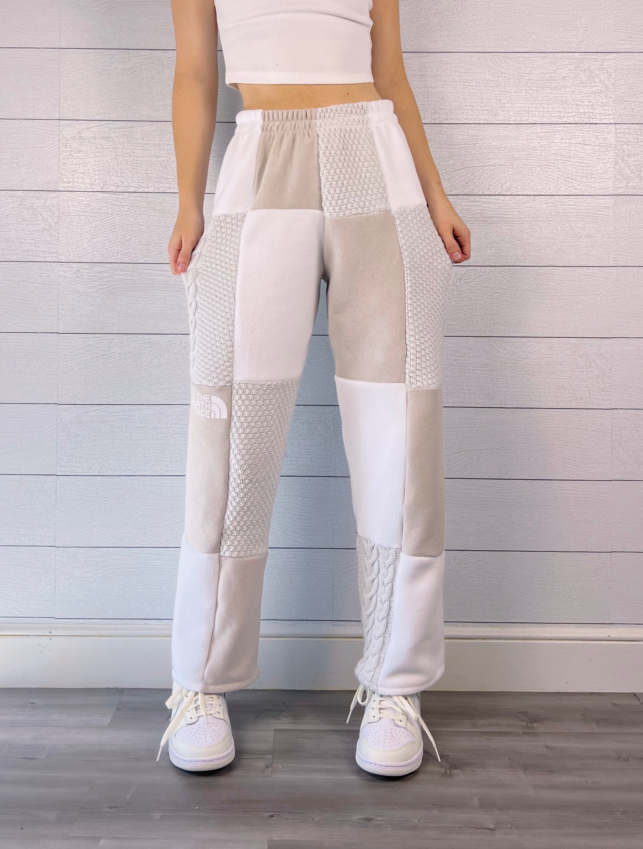 (S/M) Neutral Sweater 1/1 Sweats