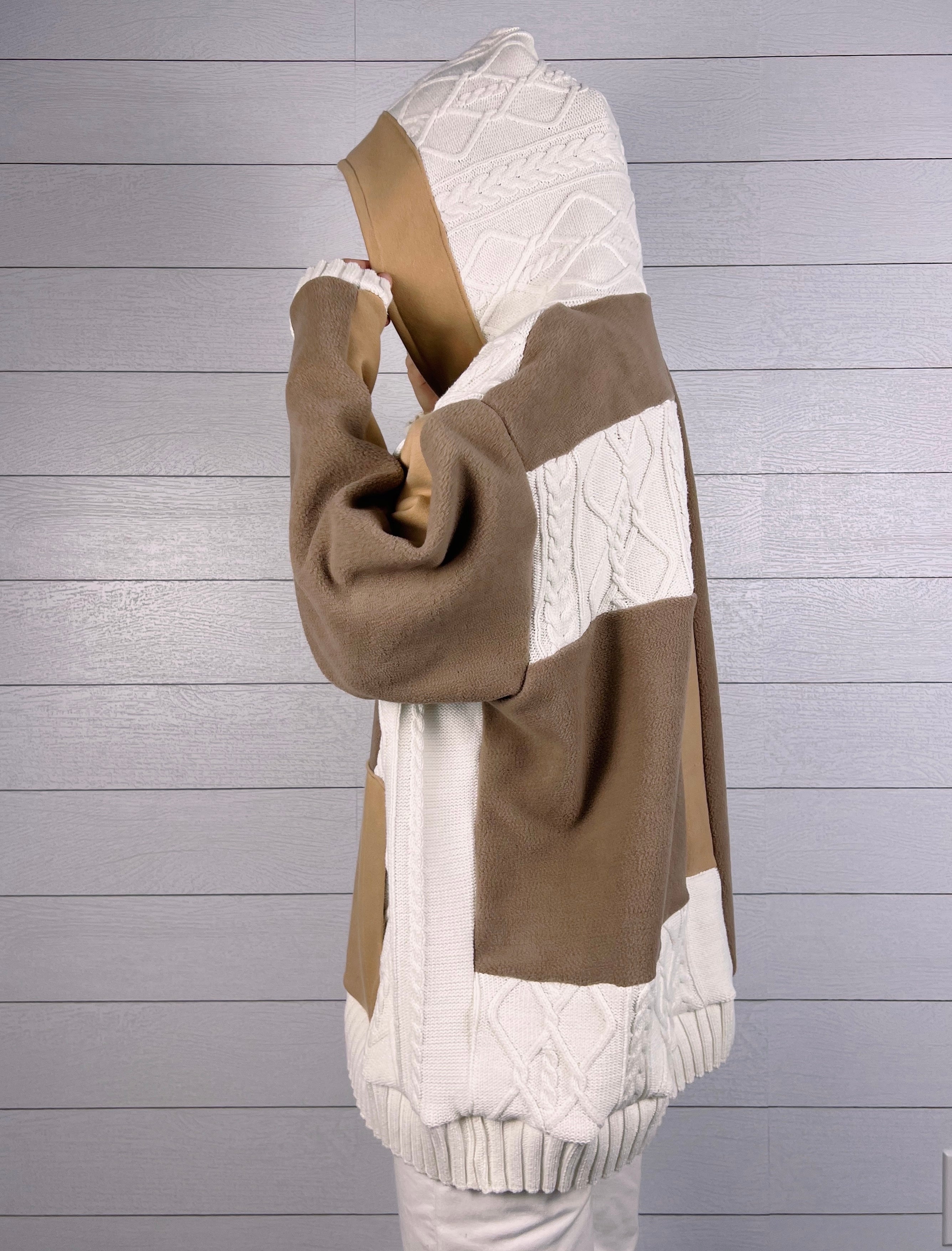 (XL) Caramel Cable 1/1 Hoodie