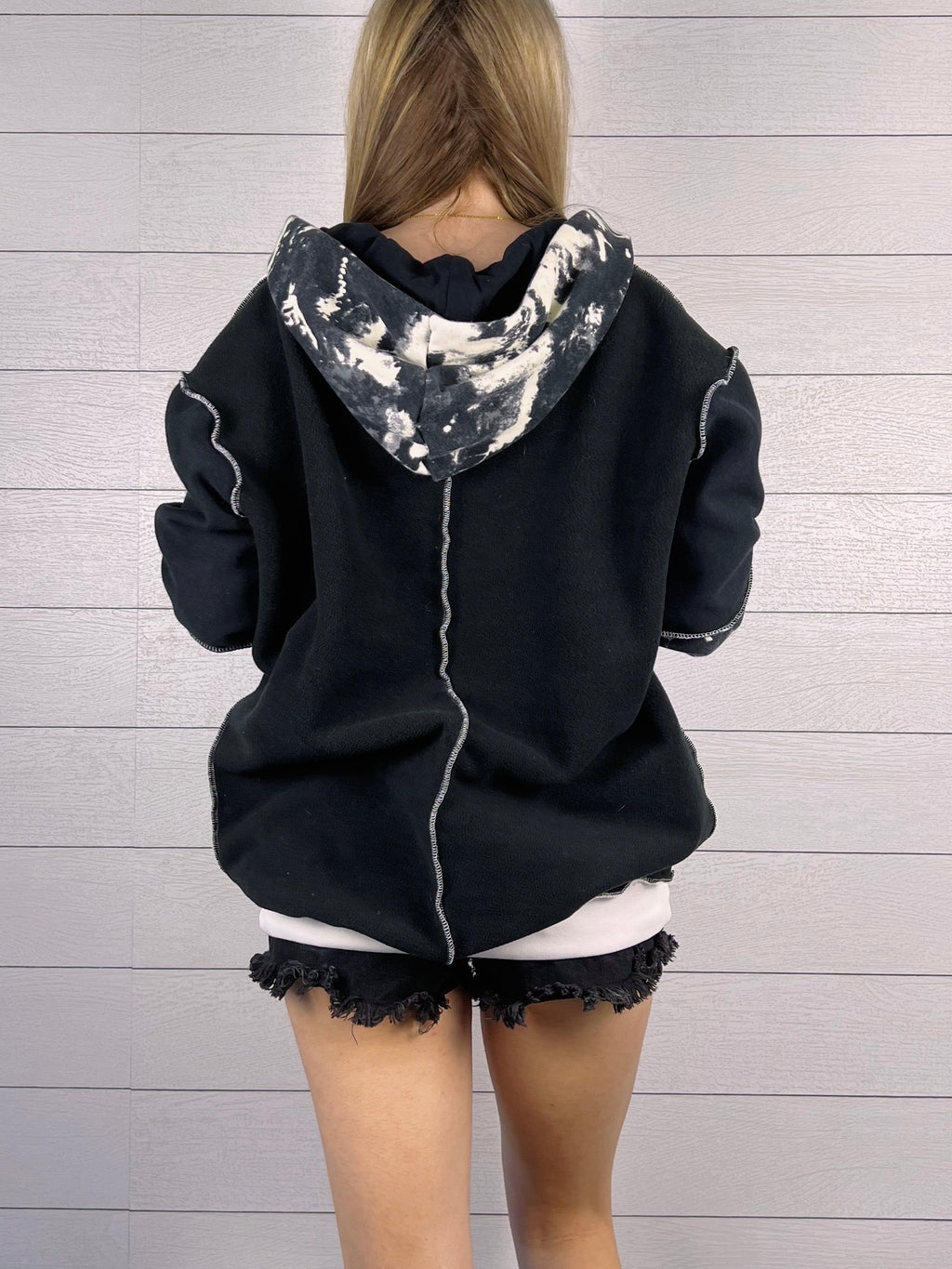 (XL) Cloudburst 1/1 Hoodie