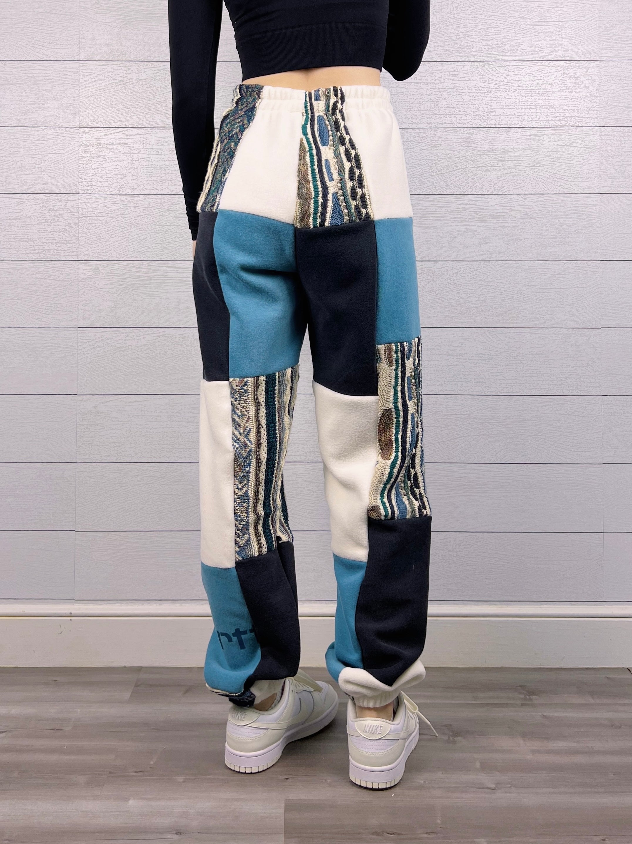 (S/M) Trail Blazer 1/1 Sweater Joggers