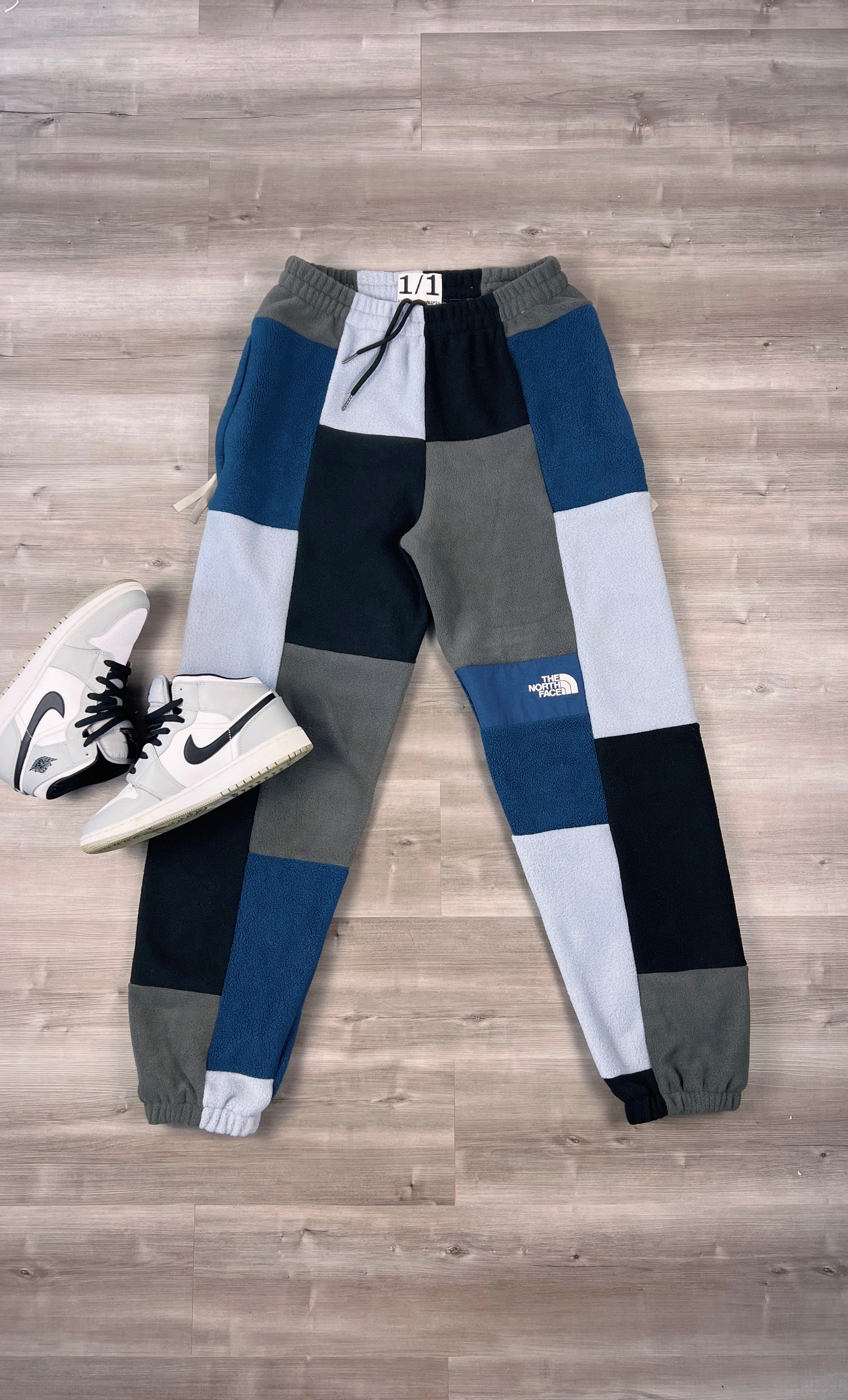 (S/M) Raindrop 1/1 Joggers +zipper pockets