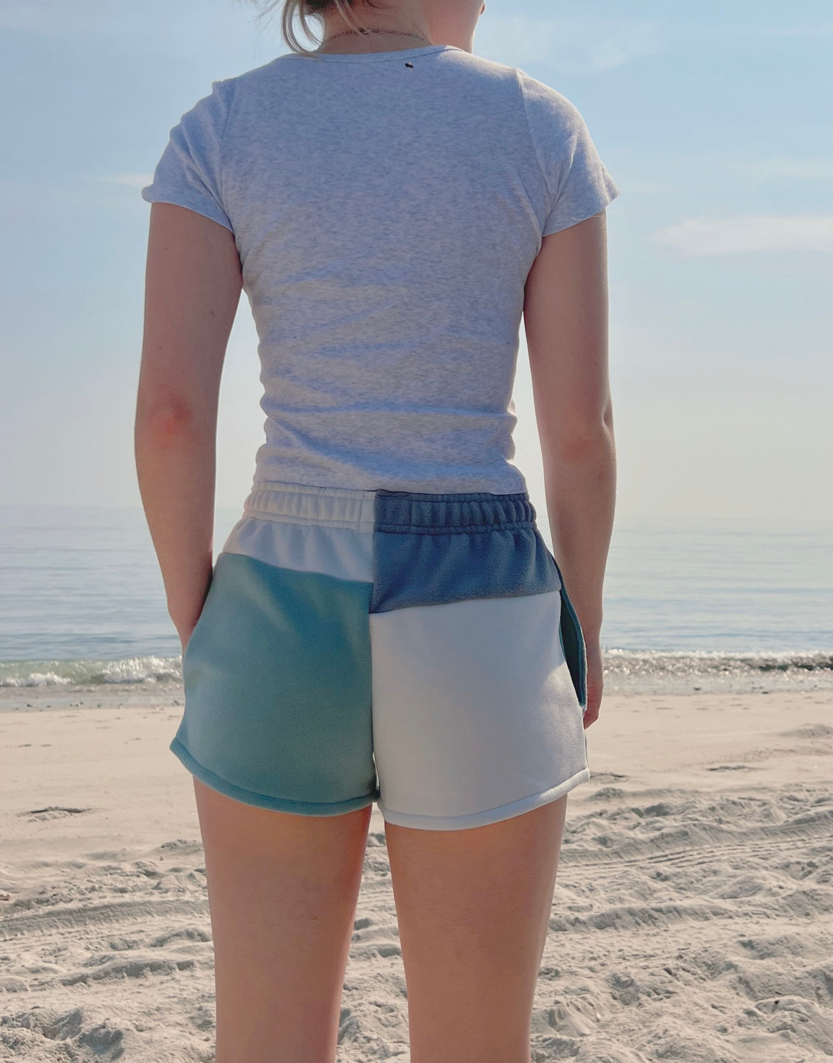 (S/M) Sea Moss 1/1 Shorts +pockets