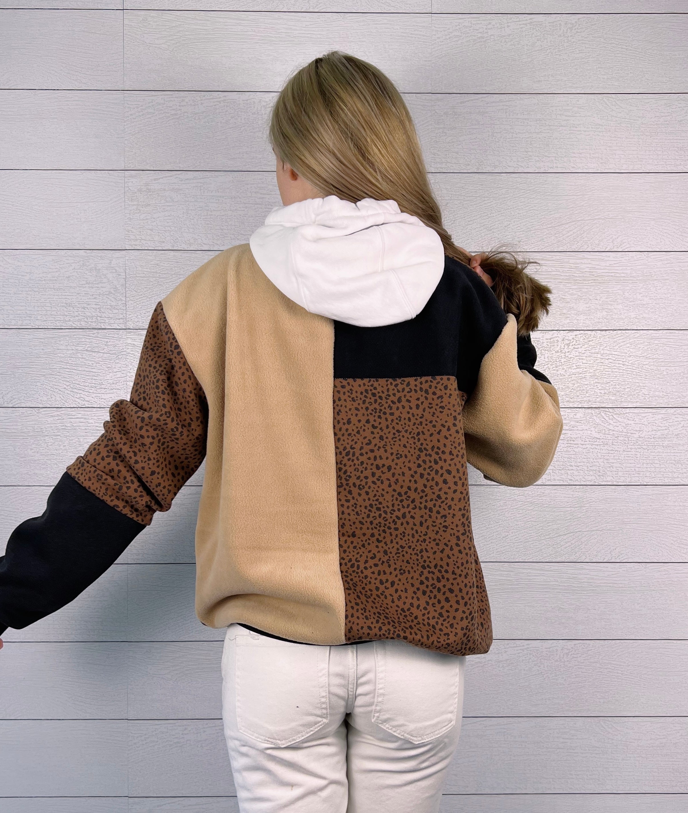 (L) Summit Seeker 1/1 Hoodie