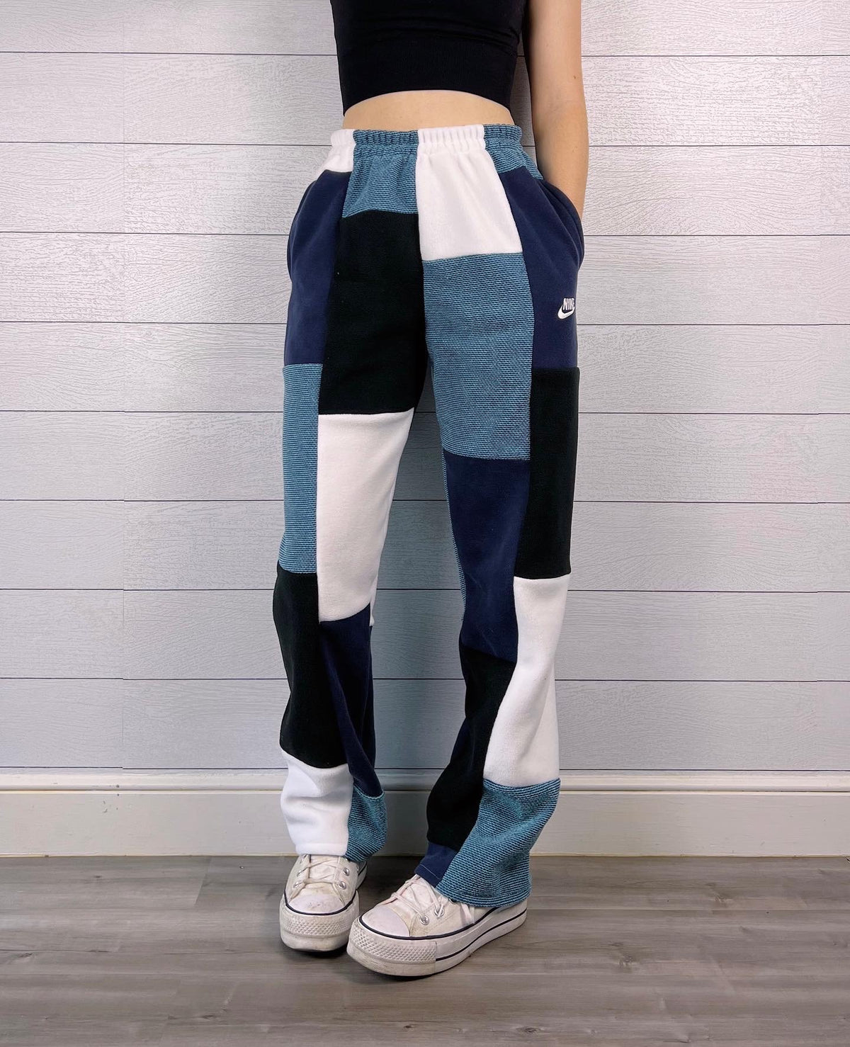 (S/M) Deep Glacier Blue 1/1 Sweatpants +pockets