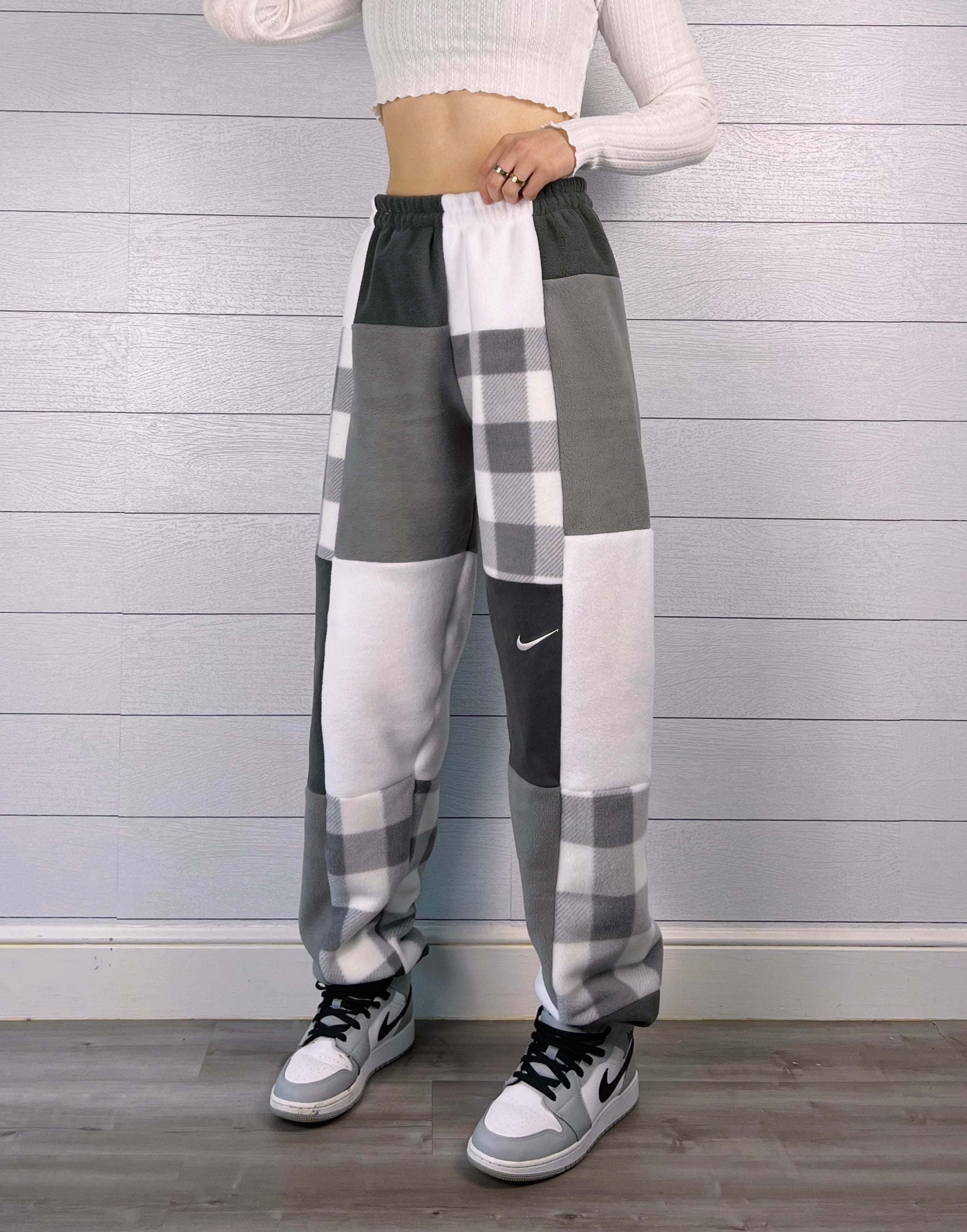 (M/L) Ash Flannel 1/1 Joggers