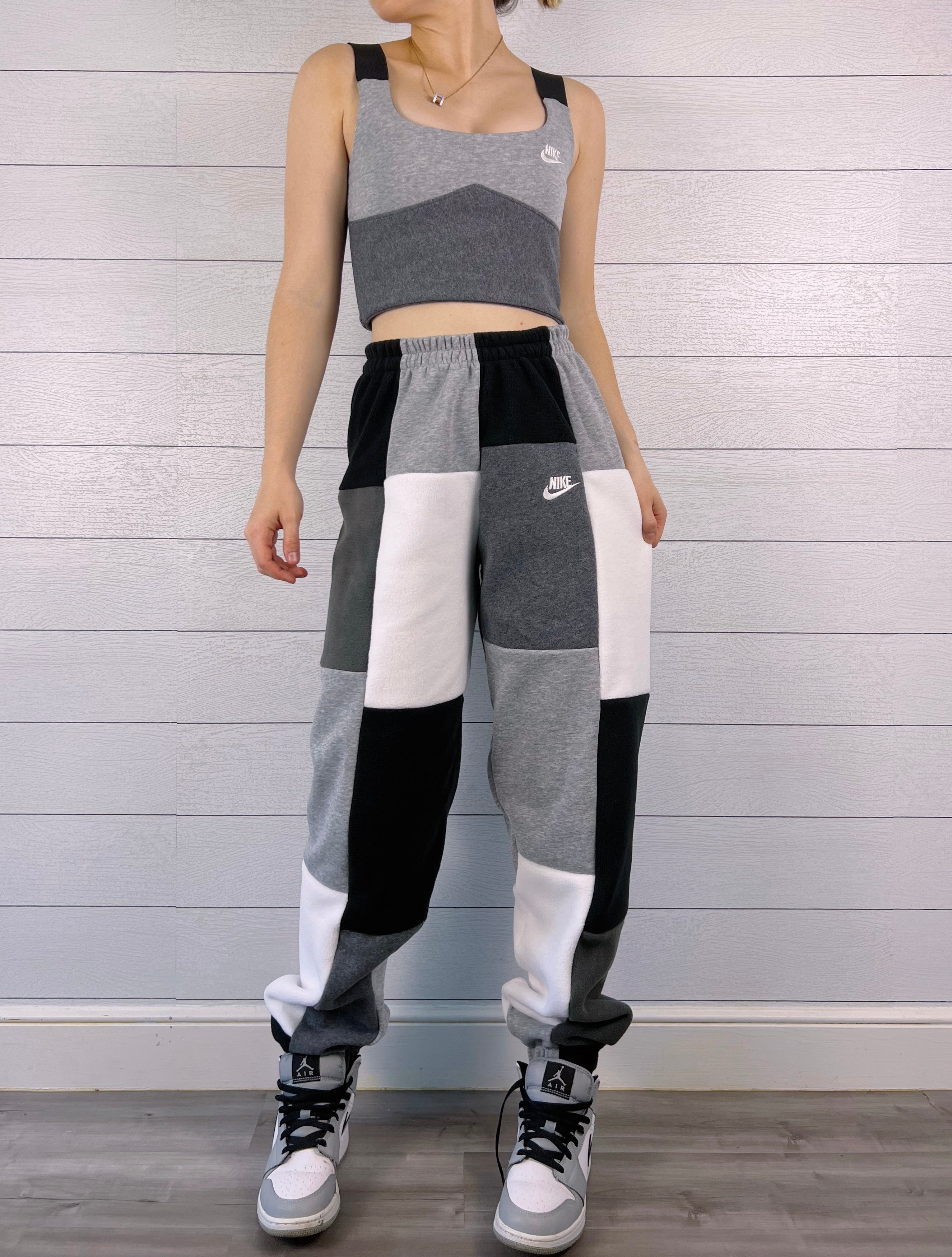 (S/M) Diamond 1/1 Joggers