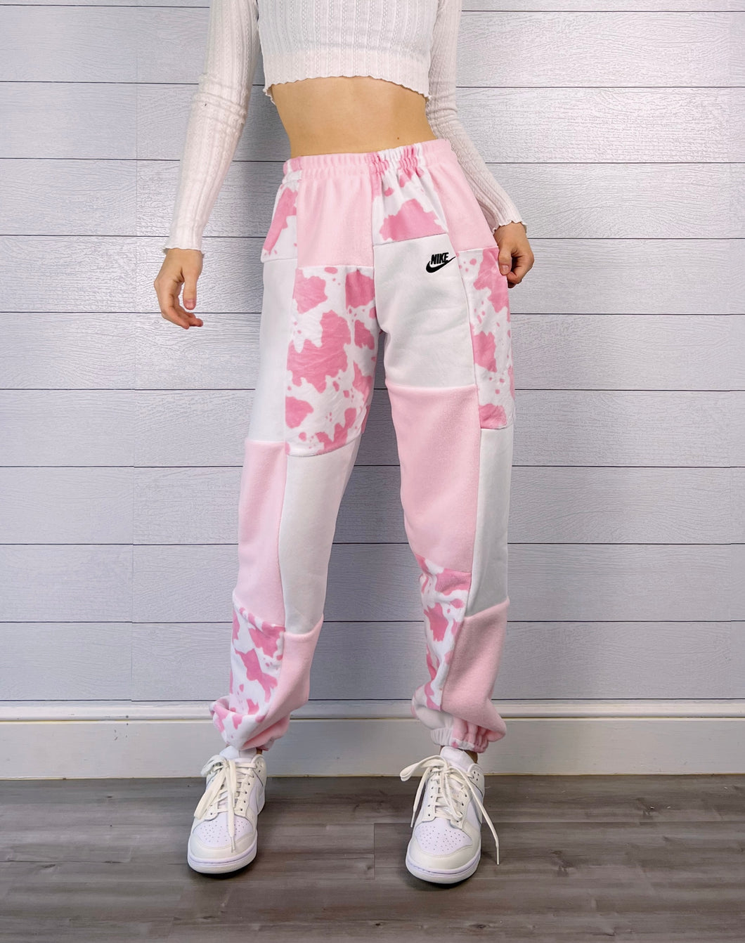 (S/M) Strawberry Cow 1/1 Joggers