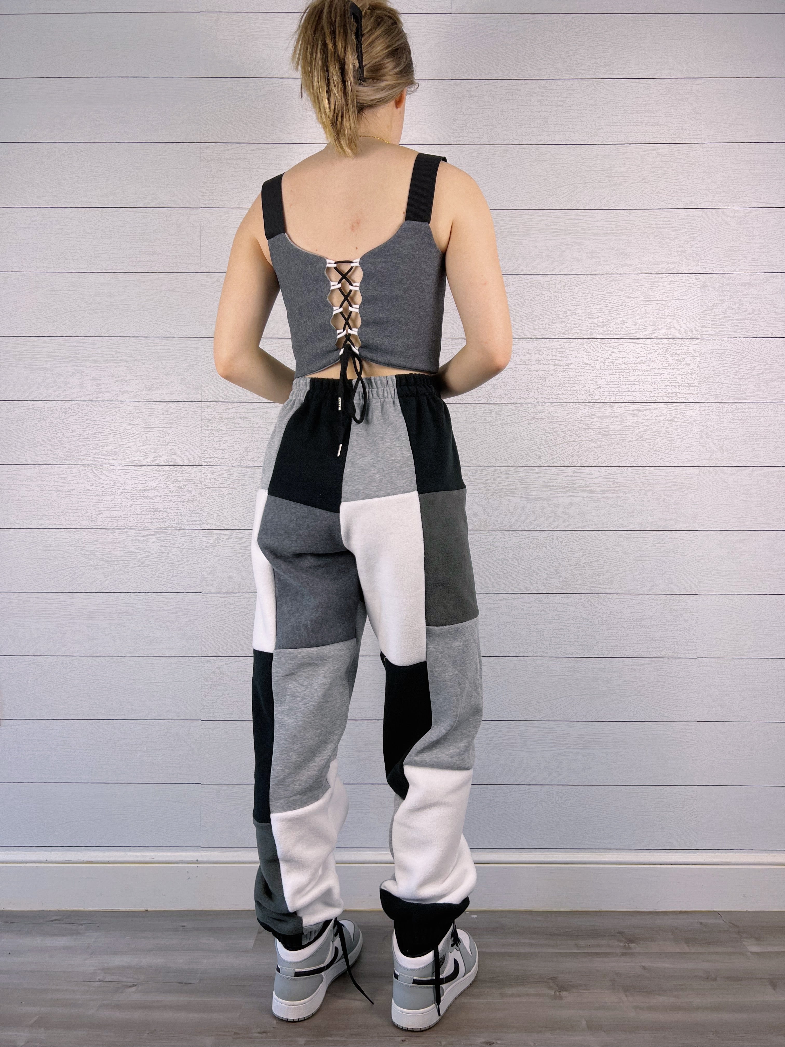 (S/M) Diamond 1/1 Joggers