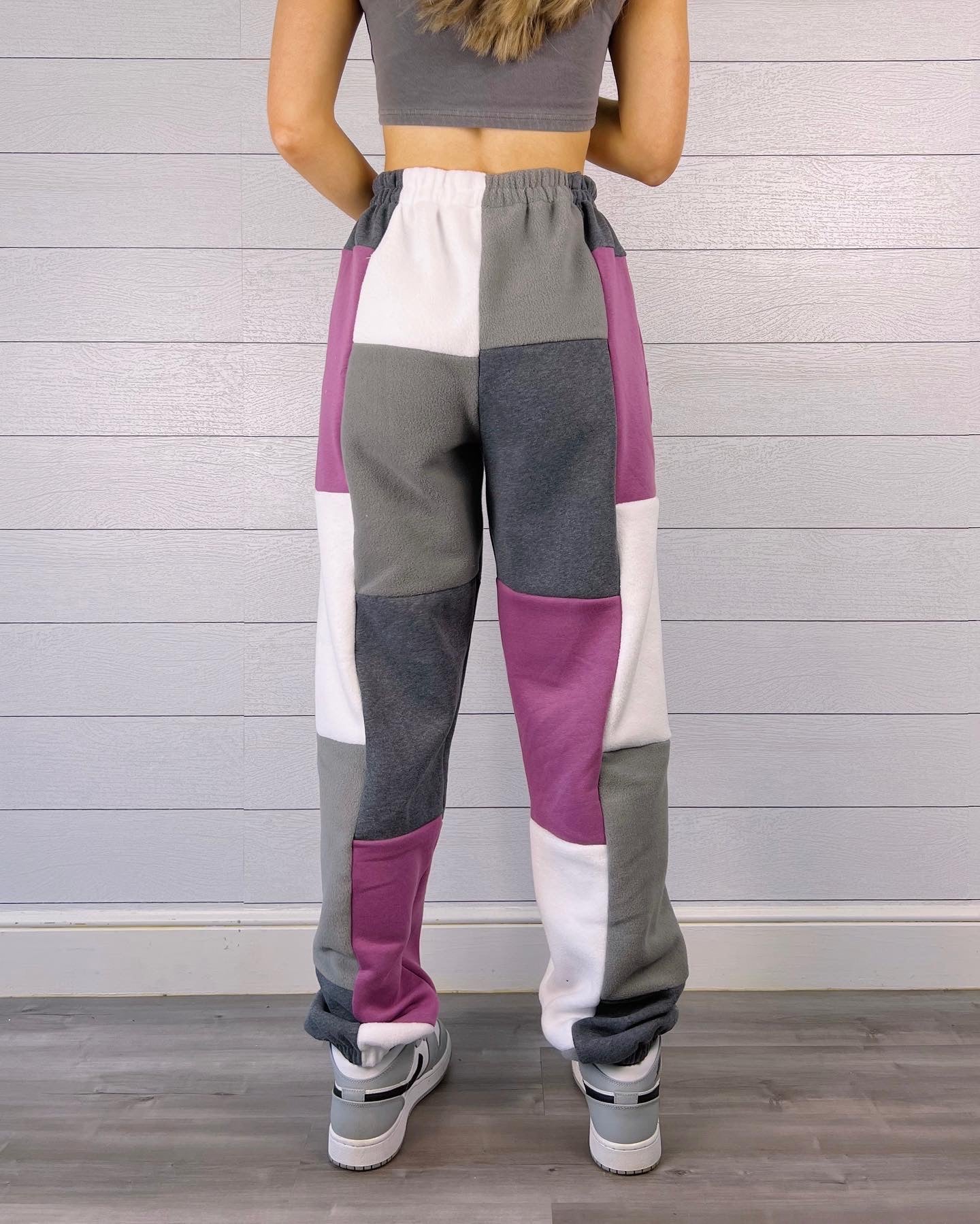 (M/L) Ash Plum 1/1 Joggers +pockets