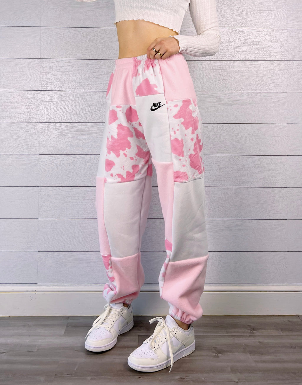 (S/M) Strawberry Cow 1/1 Joggers