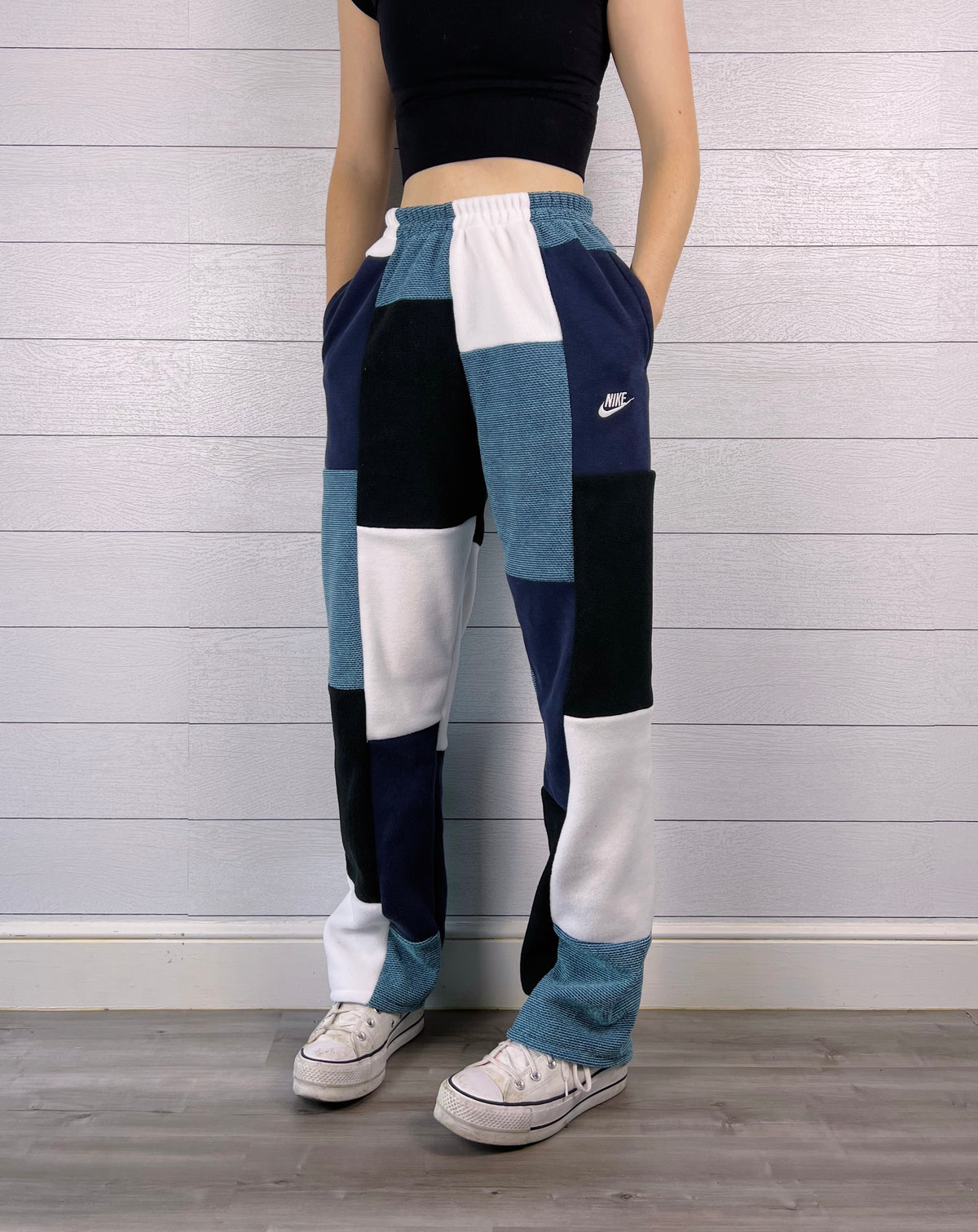 (S/M) Deep Glacier Blue 1/1 Sweatpants +pockets