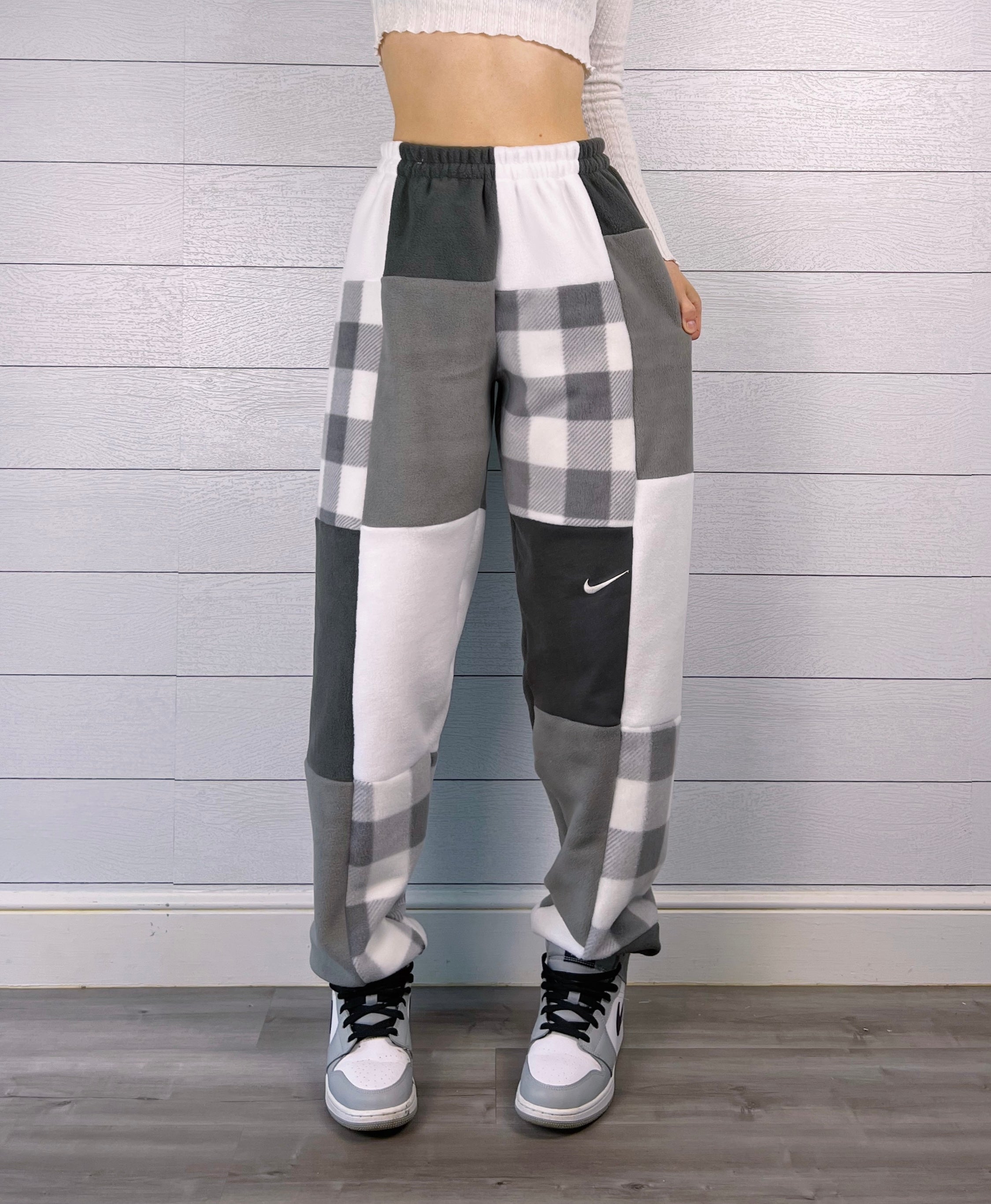 (M/L) Ash Flannel 1/1 Joggers