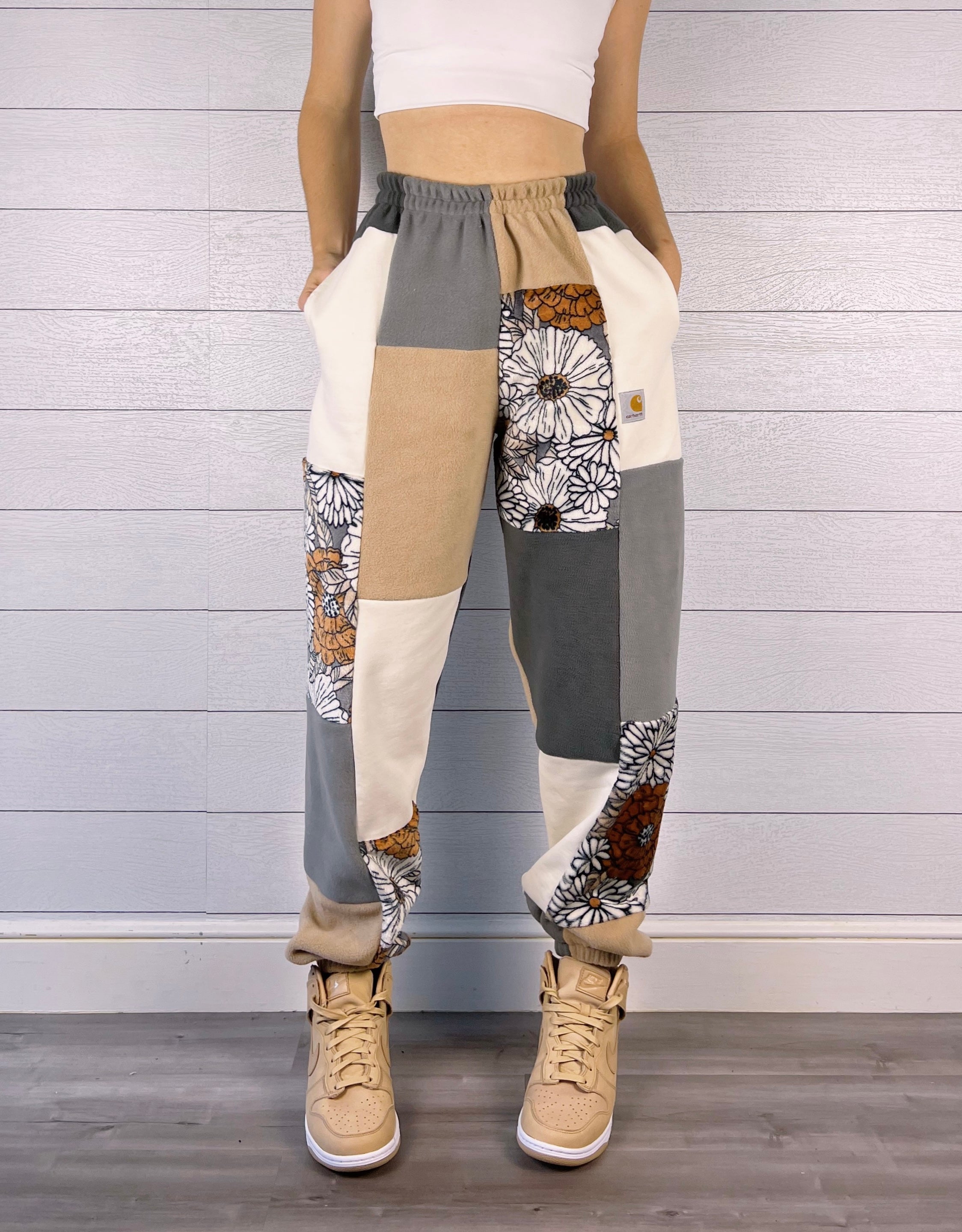(S/M) Rustic Floral 1/1 Joggers +pockets