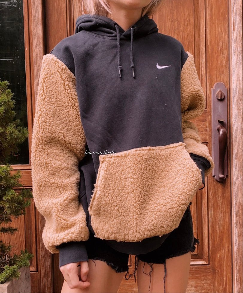 (M/L) Sherpa Teddy Reworked Hoodie