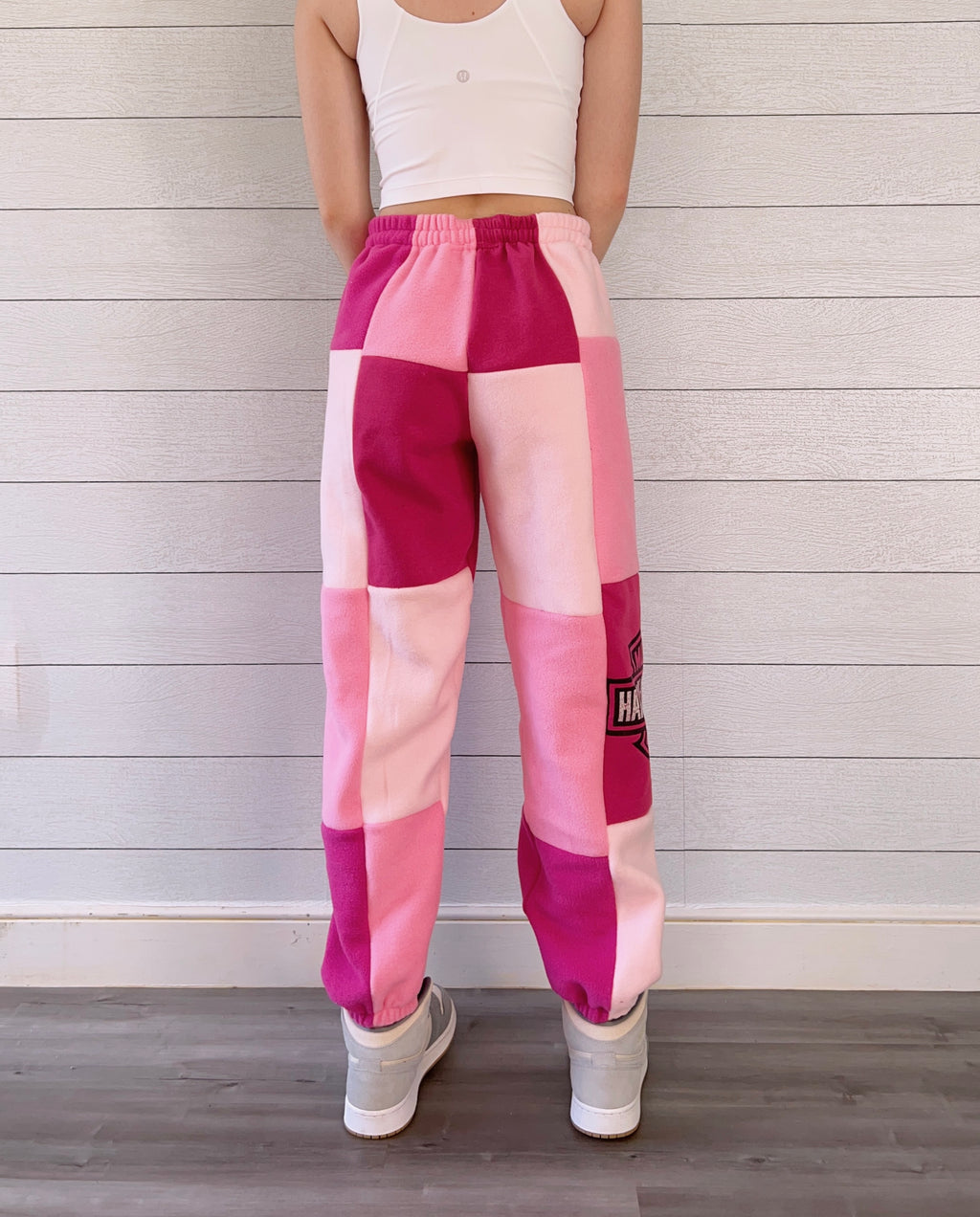 (S/M) Tulip Pink 1/1 Joggers