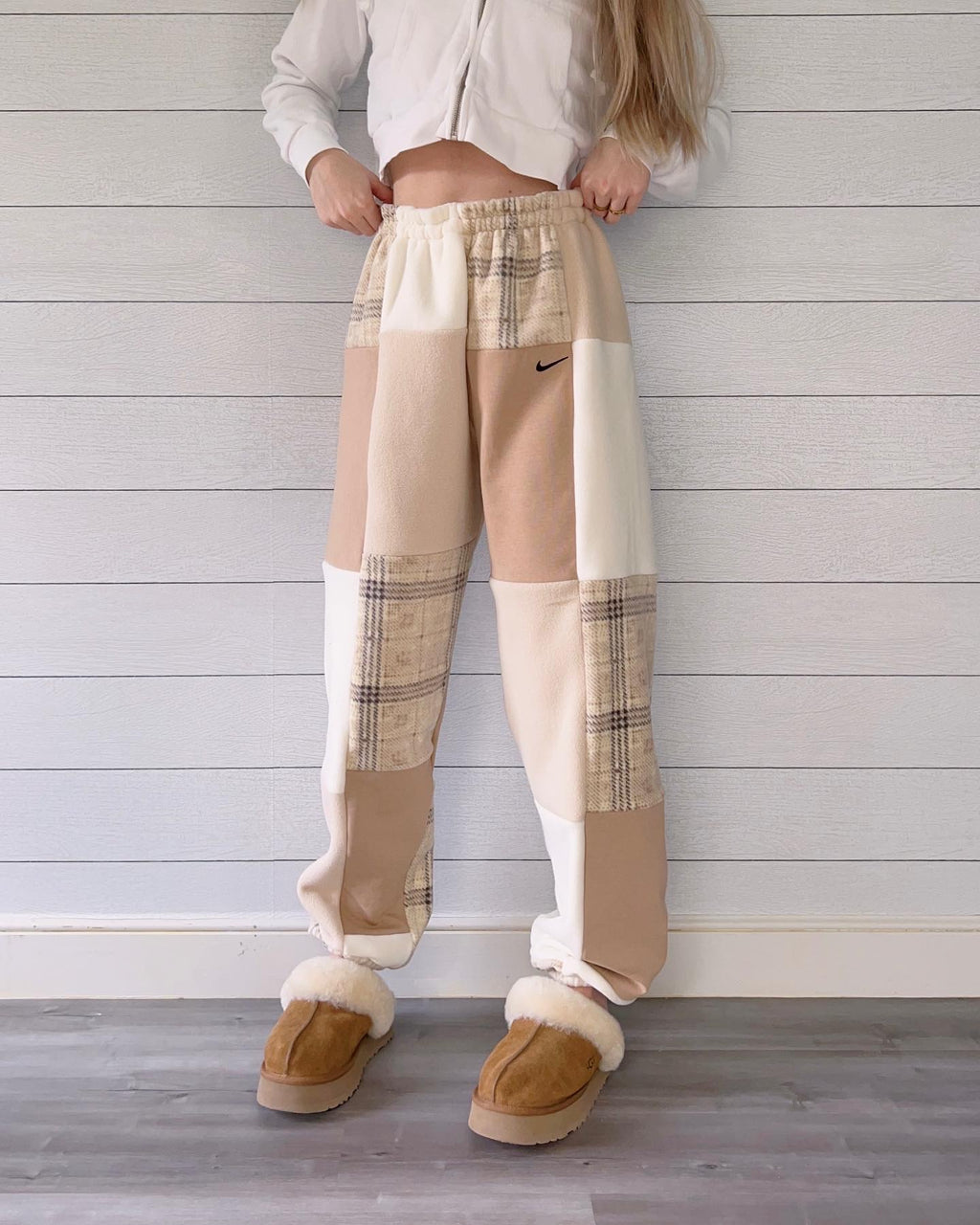 (M/L) Neutral Flannel 1/1 Joggers