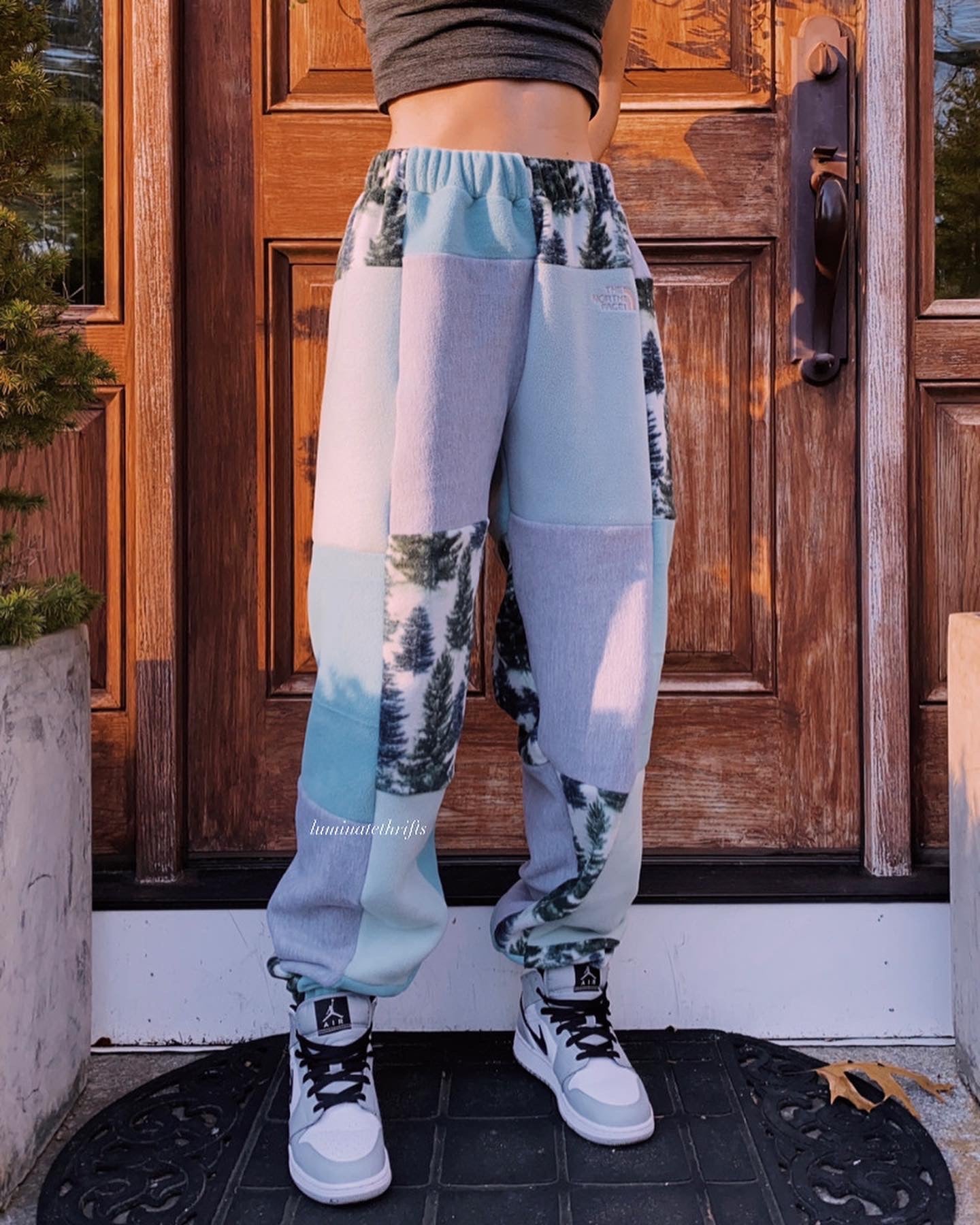 (M/L) Al-Pine Reworked Joggers