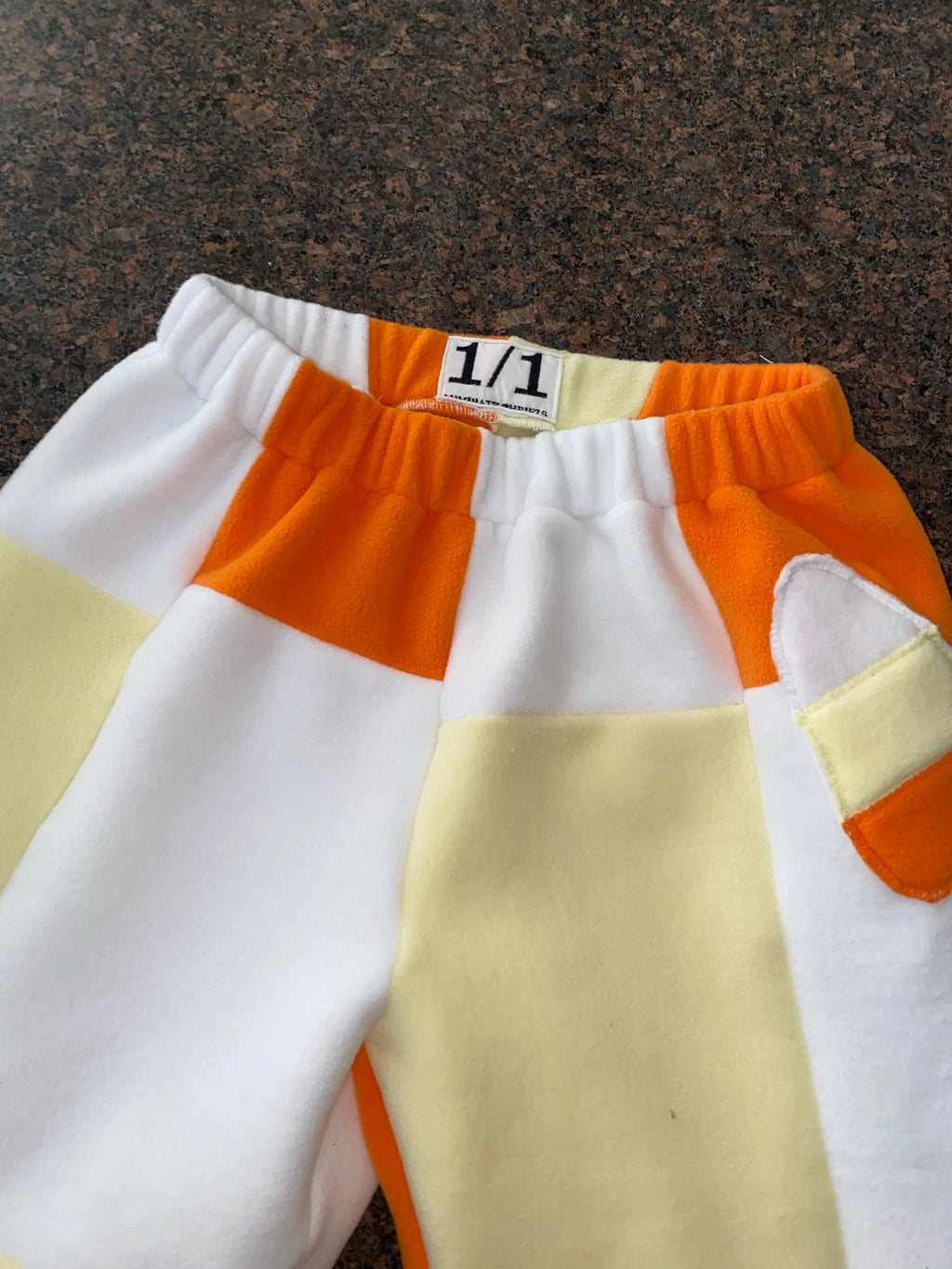 (XS-M) Pumpkin Candy Corn Reworked Joggers