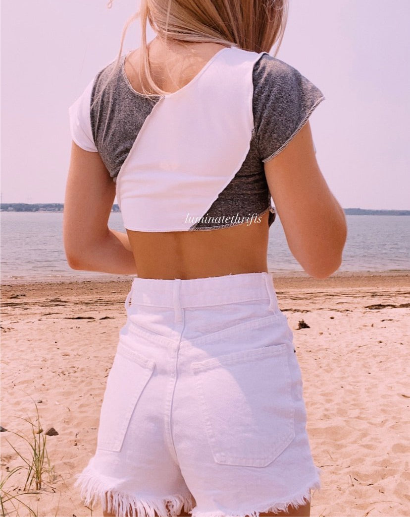 (XS/S) Center Point Reworked Open Hem Top