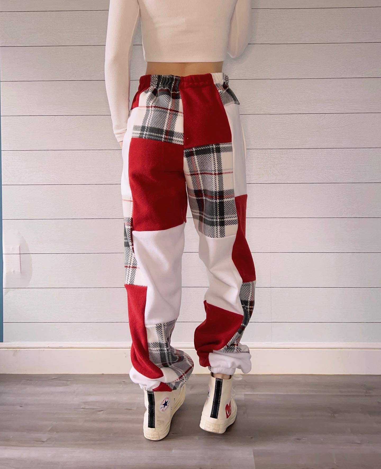 (M/L) Sleigh Ride 1/1 Joggers +pockets
