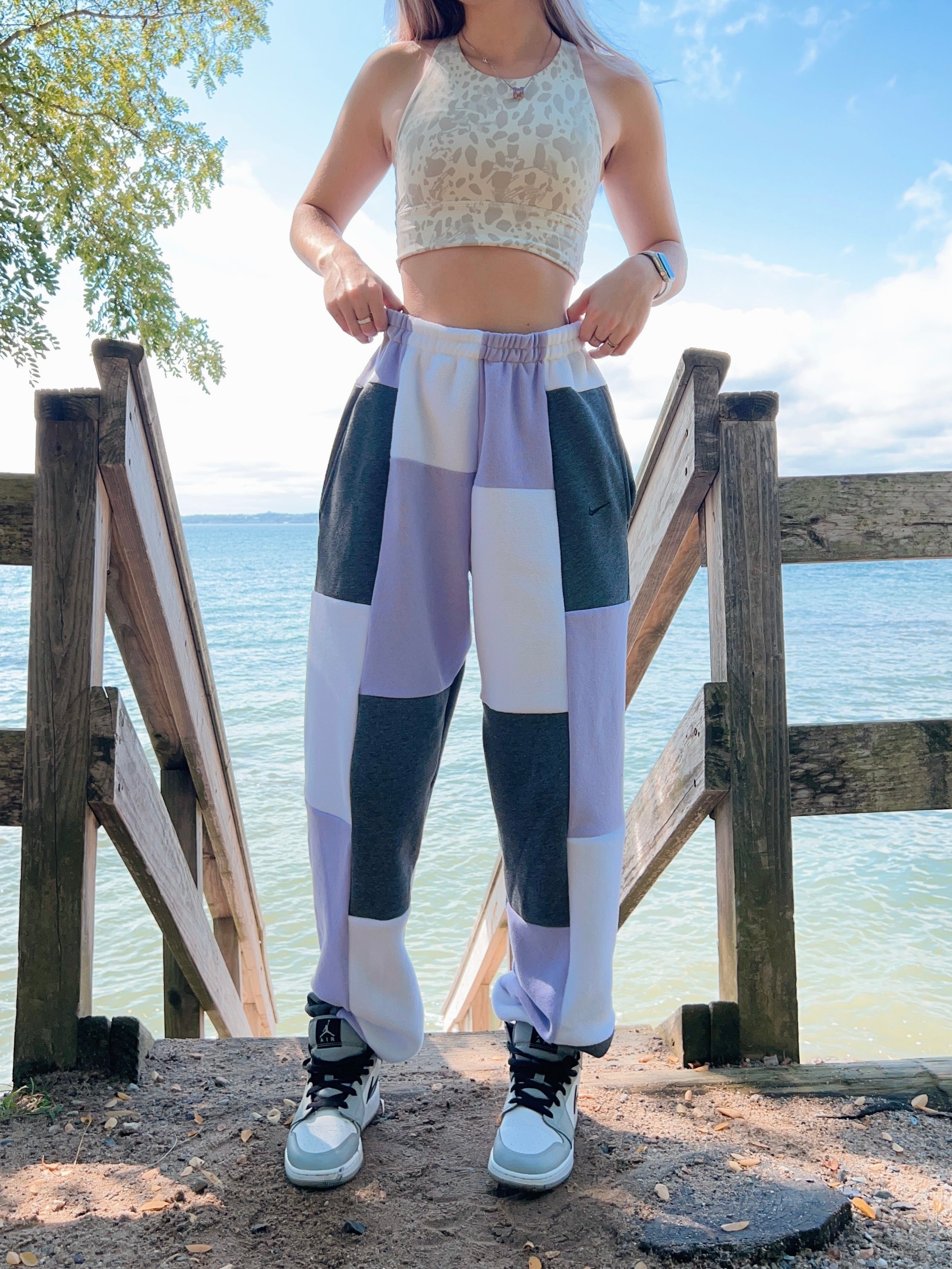 (M/L) Purple Cloud 1/1 Joggers with pockets
