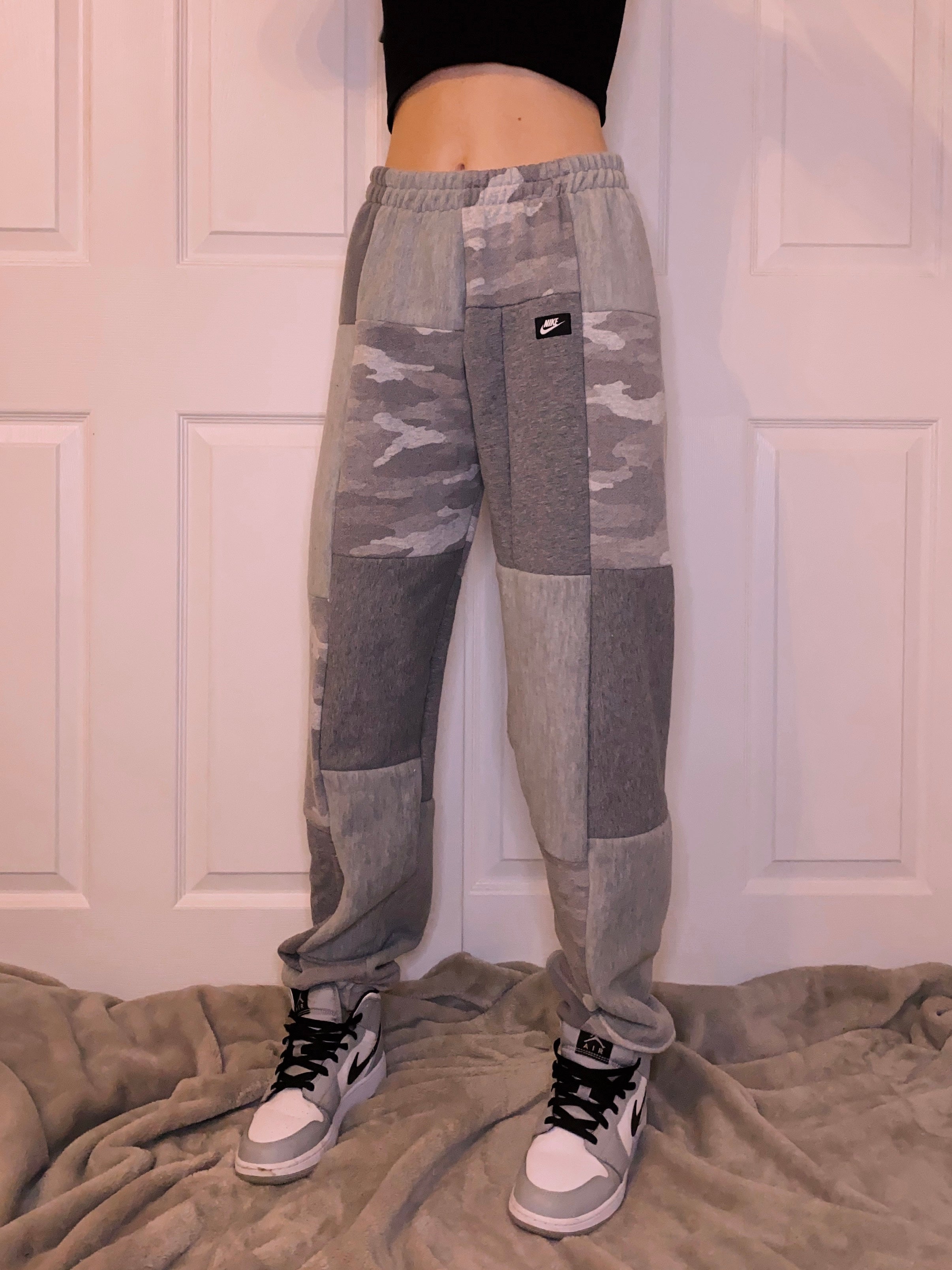 (S/M) Diamond Camo Reworked Joggers